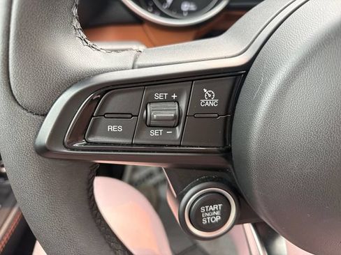 Used 2020 Alfa Romeo Giulia AWD w/ Cold Weather Package image 24