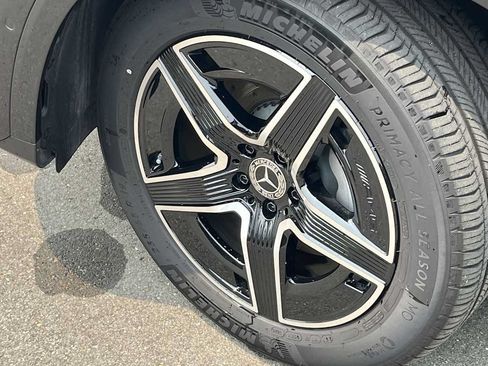 Used 2026 Mercedes-Benz GLC 300 4MATIC image 24