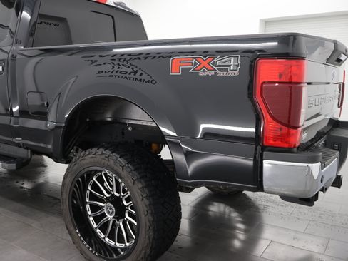 Used 2021 Ford F250 XLT w/ XLT Premium Package AWD/4WD image 30