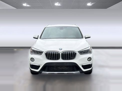 Used 2018 BMW X1 xDrive28i w/ Premium Package AWD/4WD image 6