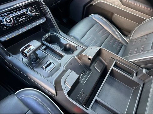 Used 2023 GMC Sierra 1500 AT4X image 33