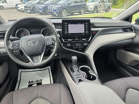 Used 2024 Toyota Camry LE AWD/4WD image 7