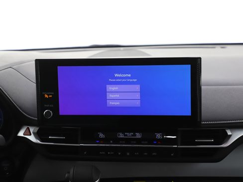 Used 2025 Toyota Sienna XSE image 16