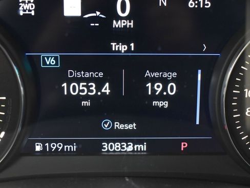 Certified 2023 Cadillac XT5 Sportv w/ Technology Package image 17