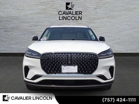 Certified 2025 Lincoln Aviator Reserve w/ Equipment Group 201A AWD/4WD image 5