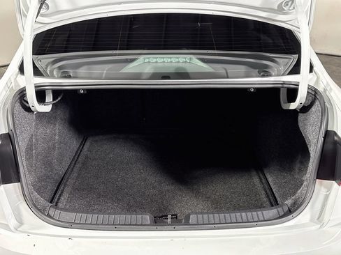 Certified 2024 Volkswagen Jetta S FWD image 21