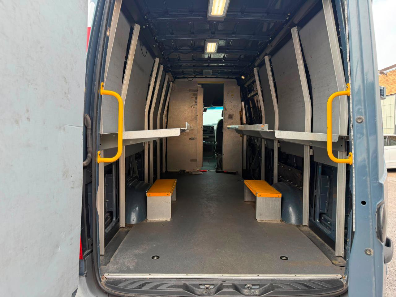 Used 2019 Mercedes-Benz Sprinter 170 image 22