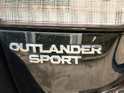 Used 2022 Mitsubishi Outlander Sport ES image 40