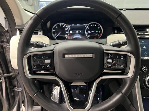 Used 2023 Land Rover Discovery Sport SE image 33