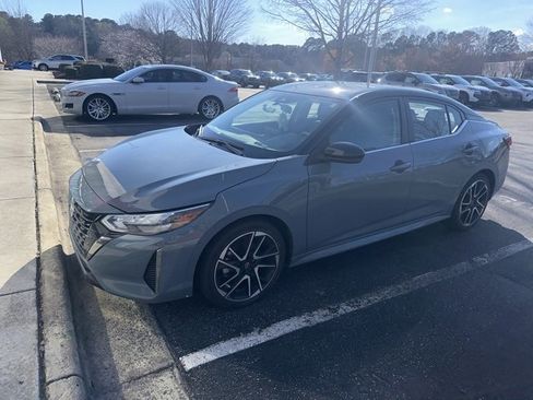 Used 2024 Nissan Sentra SR image 16