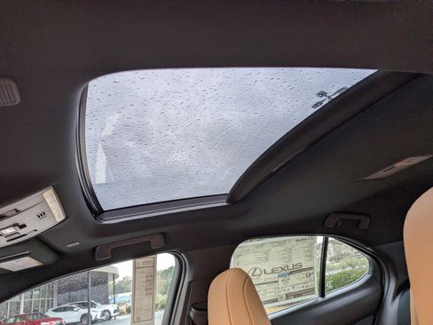 New 2025 Lexus UX 300h FWD w/ Accessory Package (Z2) image 20