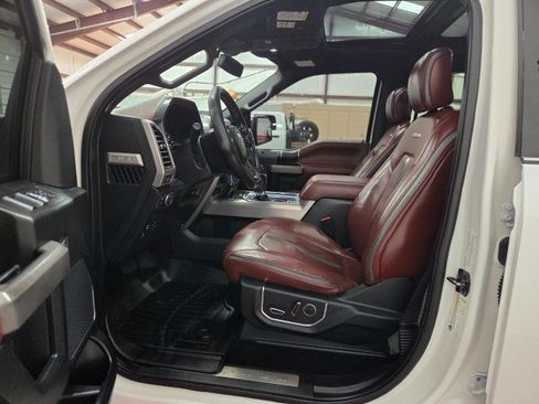 Used 2018 Ford F150 Platinum w/ Equipment Group 701A Luxury image 6