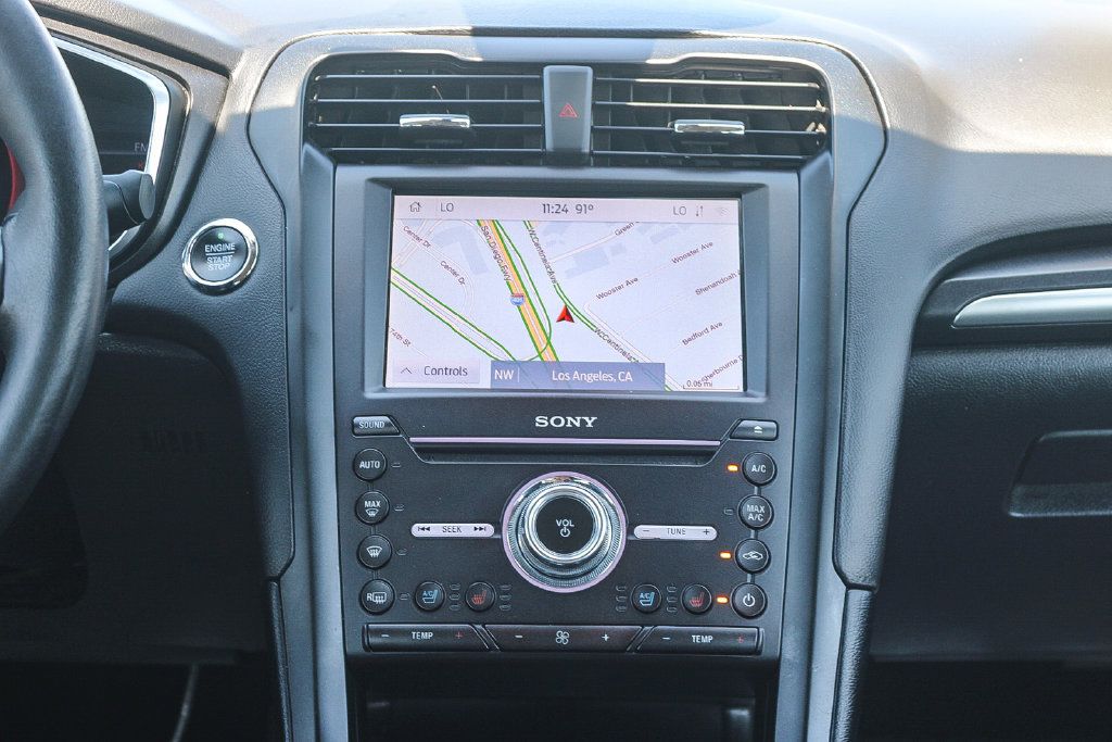 Used 2020 Ford Fusion Titanium FWD image 14