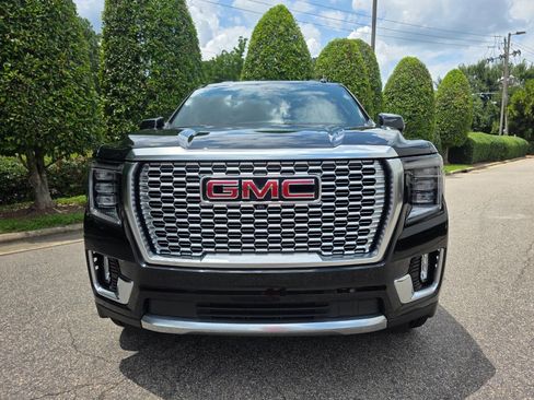 Used 2022 GMC Yukon Denali image 8