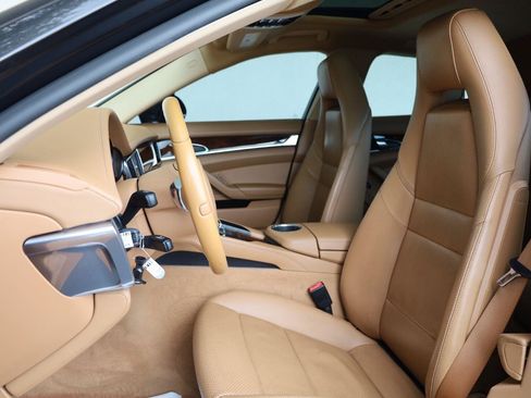 Used 2011 Porsche Panamera 4 AWD/4WD image 18