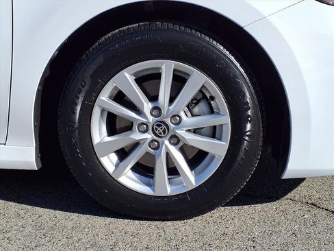 Certified 2025 Toyota Camry LE image 7