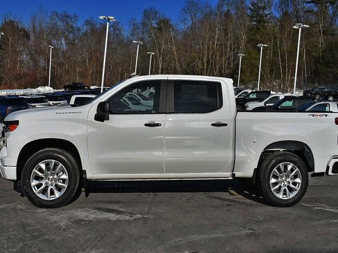 New 2026 Chevrolet Silverado 1500 Custom image 4