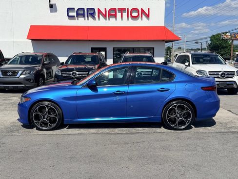 Used 2018 Alfa Romeo Giulia AWD image 3