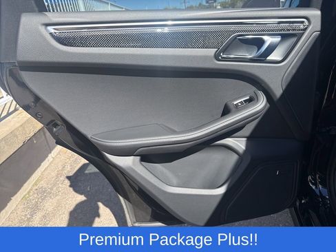 Used 2025 Porsche Macan GTS image 19