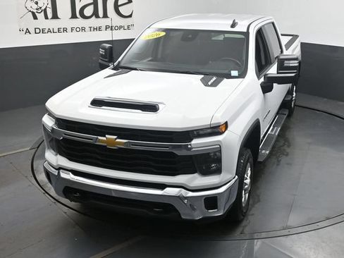 Used 2026 Chevrolet Silverado 2500 LT AWD/4WD image 41