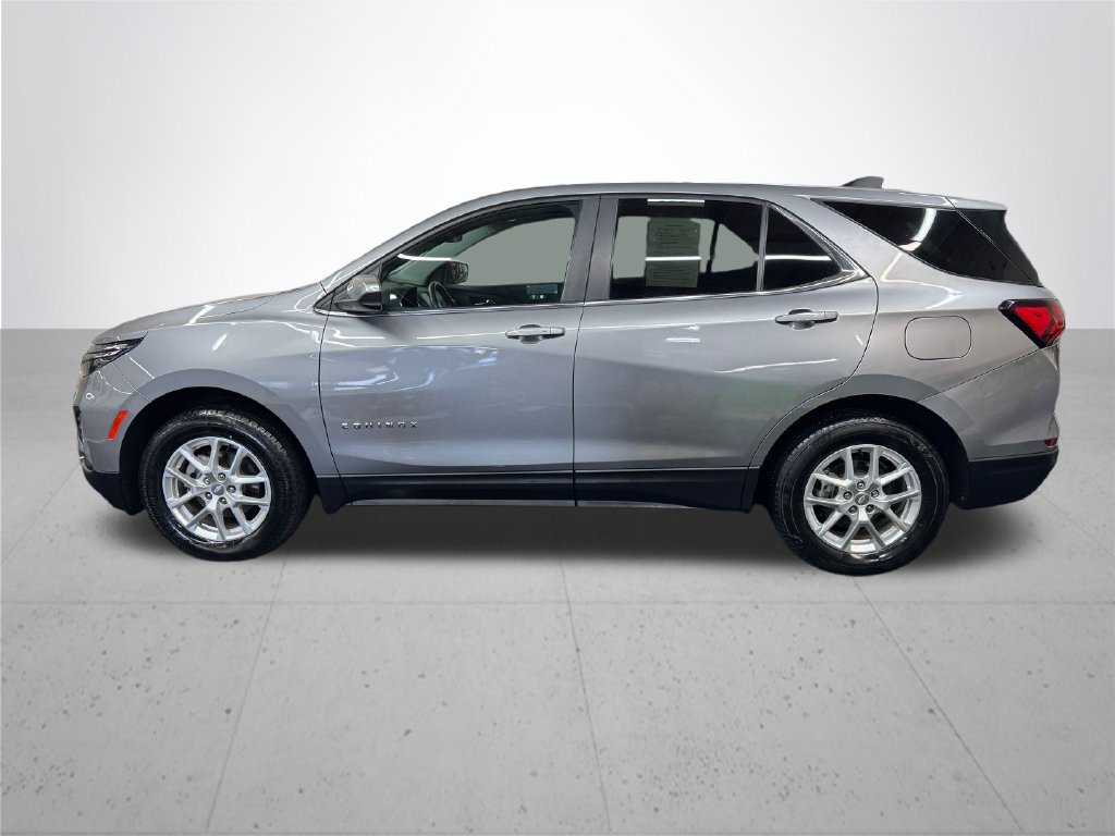 Used 2024 Chevrolet Equinox LT AWD/4WD image 3