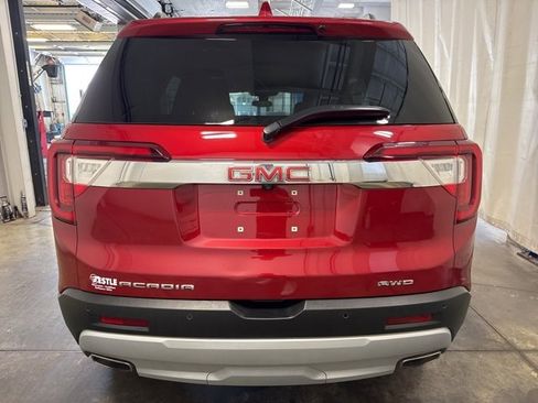 Used 2023 GMC Acadia SLE w/ Driver Convenience Package image 5