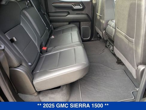 Certified 2025 GMC Sierra 1500 SLT image 41
