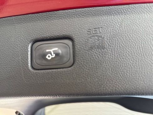 Used 2016 Ford Edge Titanium w/ Equipment Group 302A image 36