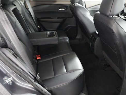 Used 2023 Nissan Rogue SV w/ SV Premium B Package image 22