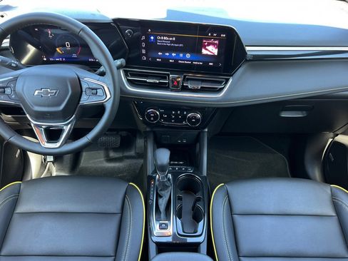 Used 2025 Chevrolet TrailBlazer ACTIV w/ Convenience Package AWD/4WD image 13