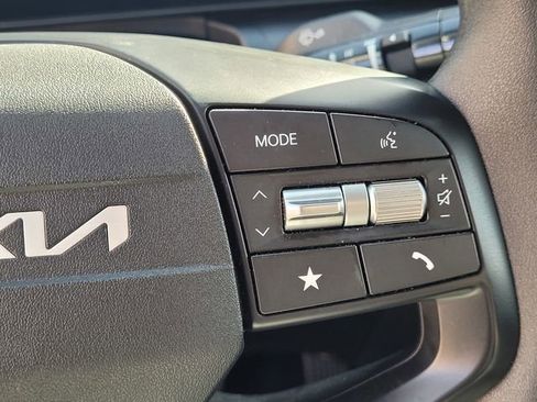 Used 2025 Kia K4 FWD image 15