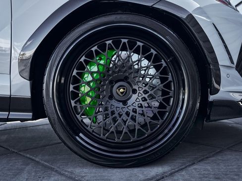 Used 2024 Lamborghini Urus Performante image 30