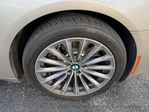 Used 2011 BMW 750i RWD image 80