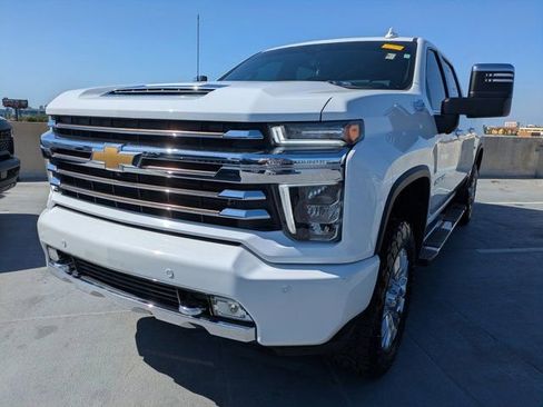 Used 2021 Chevrolet Silverado 2500 High Country w/ Z71 Off-Road Package image 6