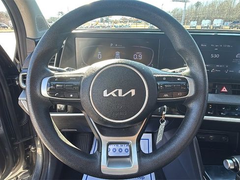 Used 2023 Kia Sportage LX image 21