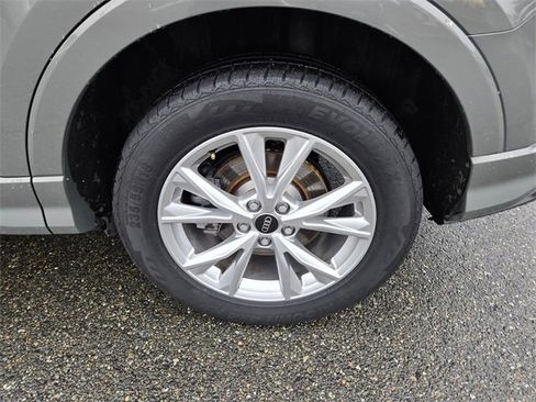 Used 2022 Audi Q3 2.0T Premium image 12