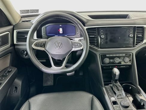 Certified 2023 Volkswagen Atlas SE w/ Black Wheel Package AWD/4WD image 22