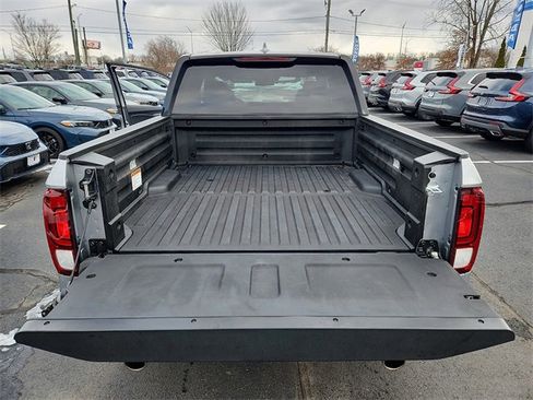 Used 2024 Honda Ridgeline Sport image 27