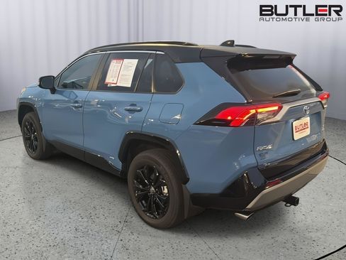 Certified 2025 Toyota RAV4 XSE w/ Weather Package AWD/4WD image 4