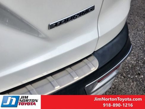 Used 2019 Honda CR-V Touring image 12