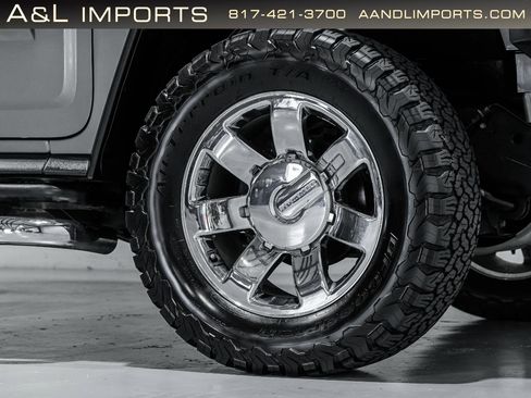 Used 2009 HUMMER H2 Luxury image 31