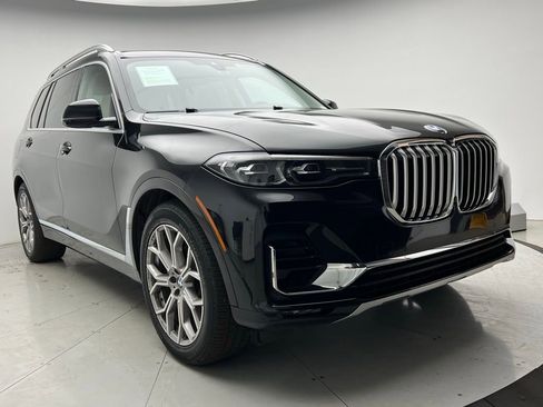 Used 2020 BMW X7 xDrive40i w/ Parking Assistance Package image 2