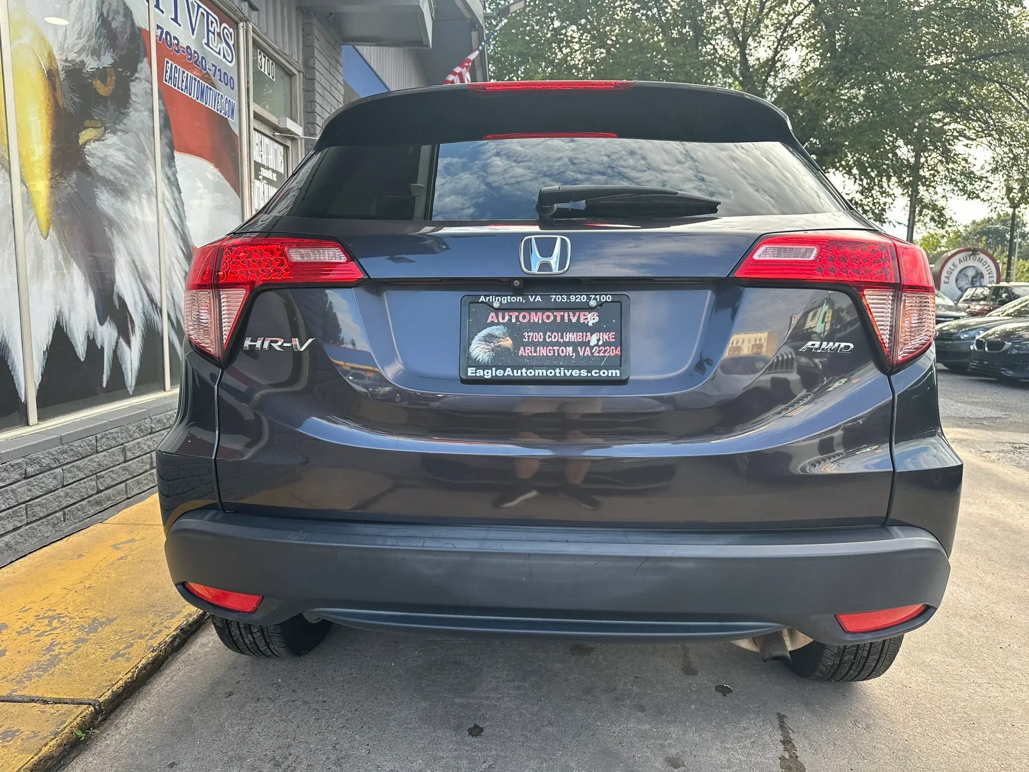Used 2017 Honda HR-V EX image 4