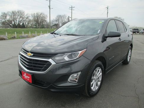 Used 2018 Chevrolet Equinox LT image 11