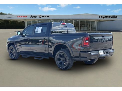 Used 2025 RAM 1500 Big Horn AWD/4WD image 5