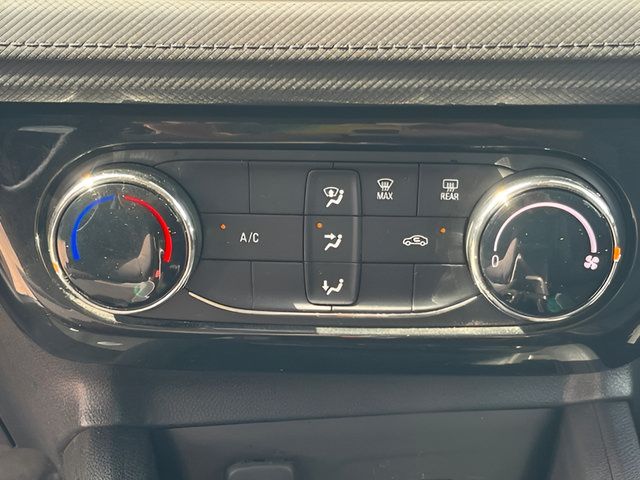 Used 2025 Chevrolet TrailBlazer LT FWD image 27