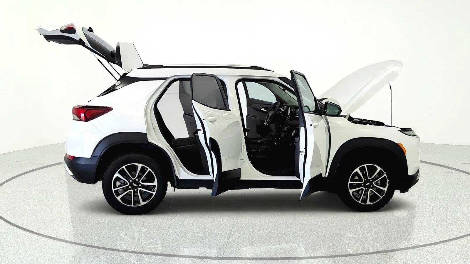 Used 2025 Chevrolet TrailBlazer LT AWD/4WD image 12