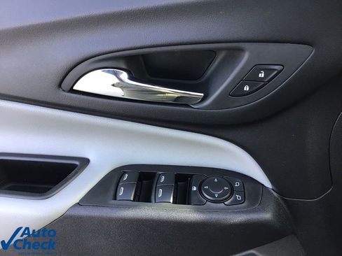 Used 2024 Chevrolet Equinox LS image 27