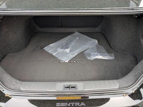 New 2025 Nissan Sentra SV w/ SV Premium Package FWD image 29