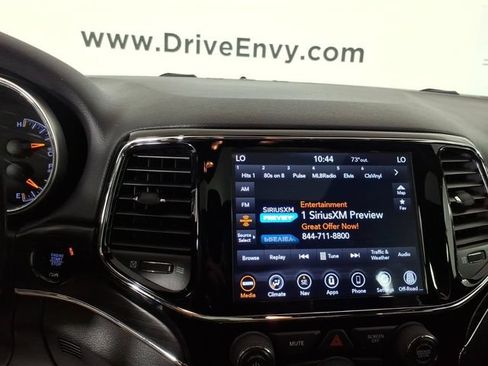 Used 2020 Jeep Grand Cherokee Limited AWD/4WD image 21